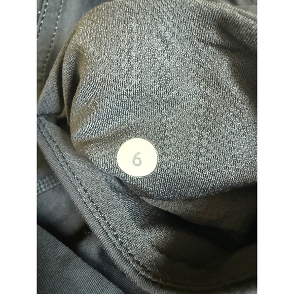 Lululemon Black High Rise Workout Leggings Cropped Zipper Pockets 6 - Picture 9 of 9